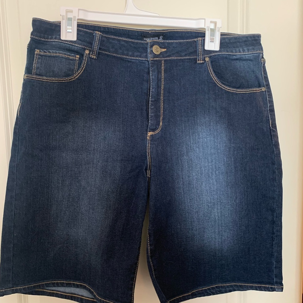 Susan Graver stretchy shorts
